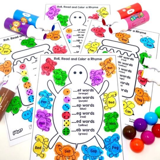 This iidot word family dice game contains 14 sheets which give the exposure of identification and reading of vowel word families. This would help them to gain a greater understanding and categorizing of sounds with different word families in a fun frolic manner of dice game.